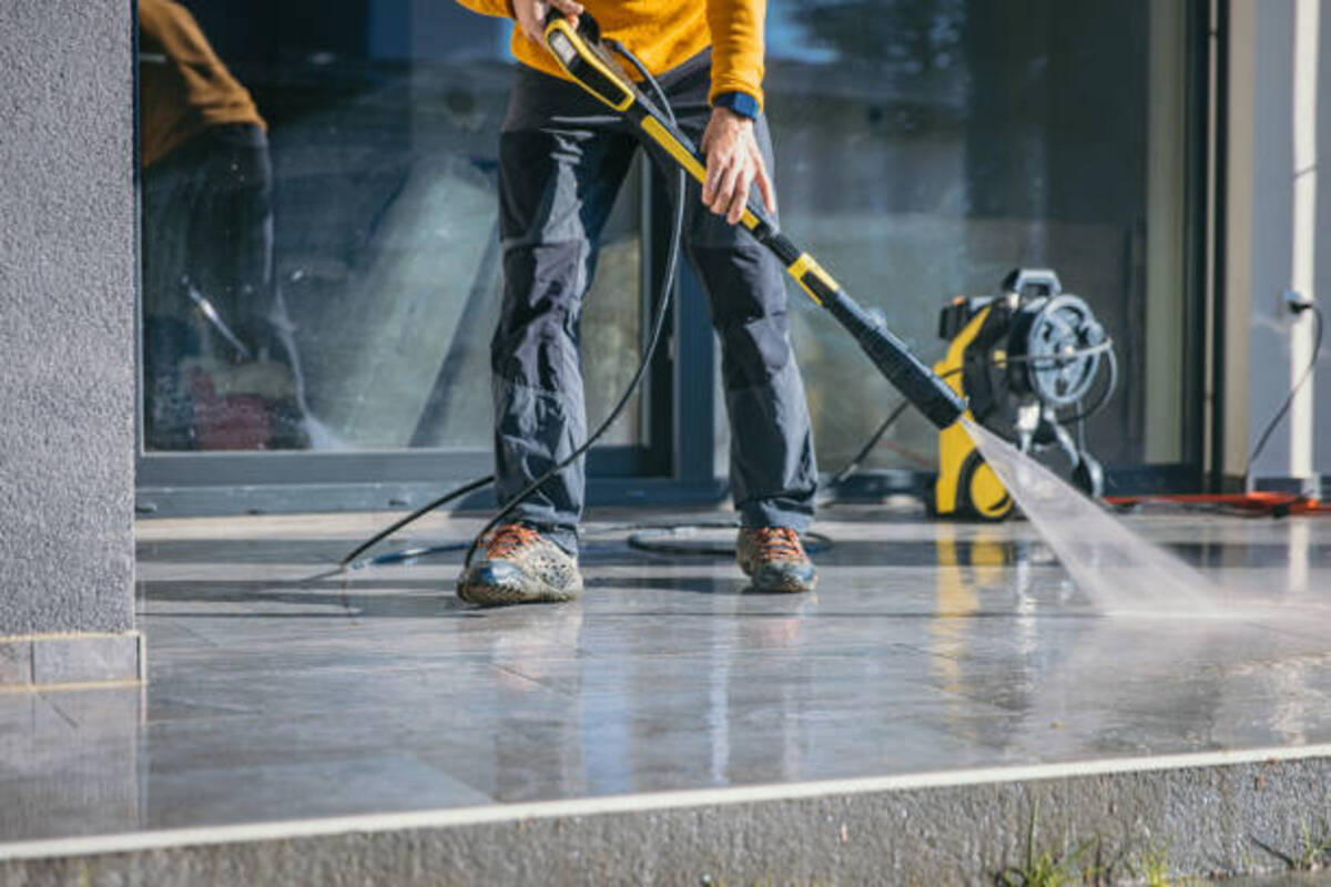 What Are the Benefits of Hiring a Professional for Pressure Washing?