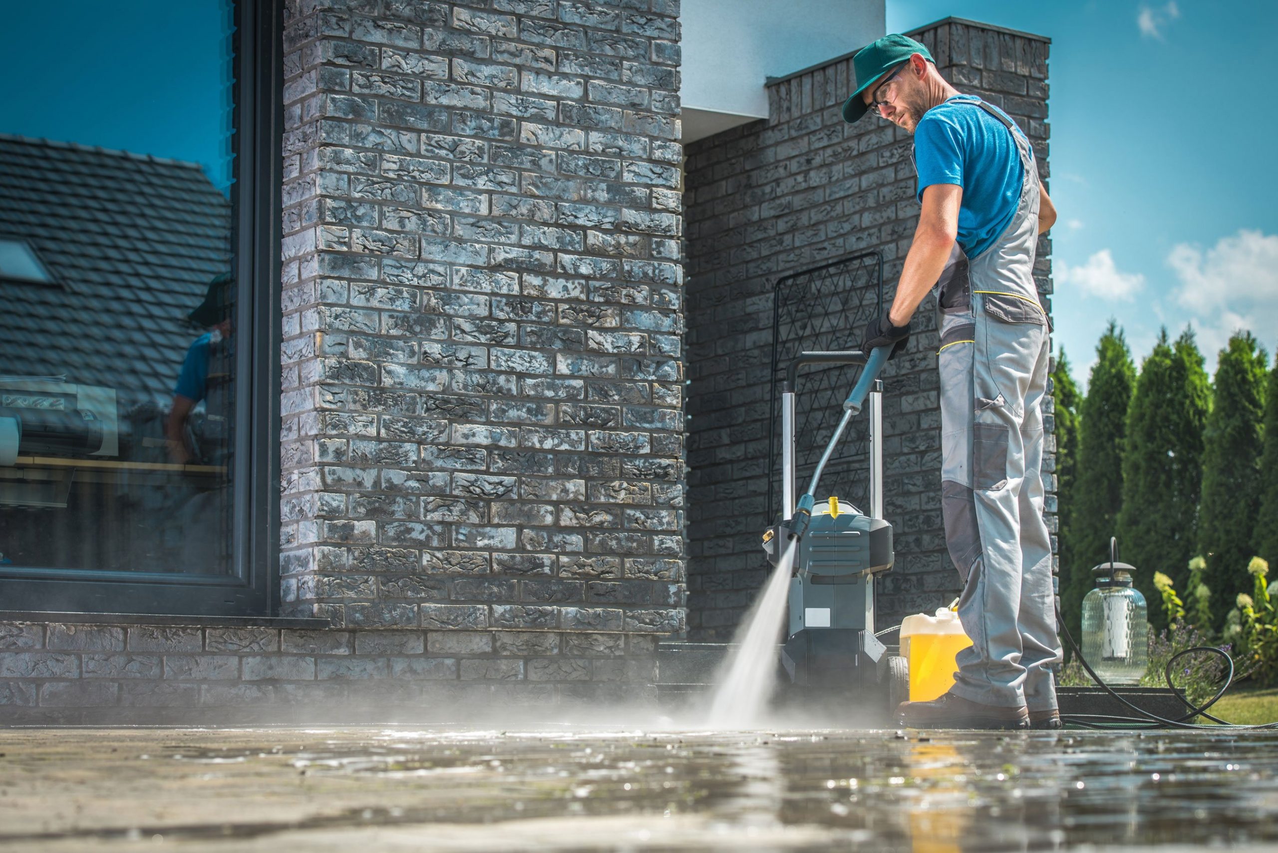 Commercial Pressure Washing